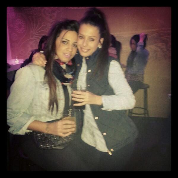 JEsperilla's tweet photo. Desearle de nuevo un feliz dia a @Sandra_FrancoV  felicidadessss cosita bsssss http://t.co/Zp1r4pDt0i
