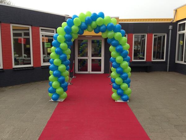 DeVeenbrug's tweet image. Vandaag officieel gestart met Positive Behavior Support! Feest!!#PBS