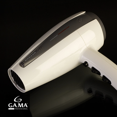 GamaVenezuela's tweet photo. Ligero, delicado y potente, el secador Brezza Ión es perfecto para darle forma a tu cabello todos los días. http://t.co/Sf3afpwvSk