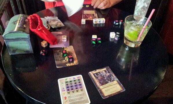 Grarduck's tweet image. On passe à #DungeonRoll @TastyMinstrel  #BoardgamesMonday #LundiJ2S #j2s