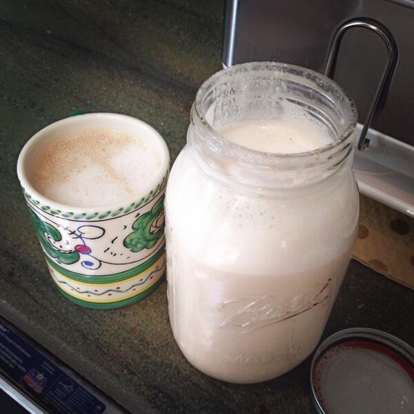TimGeorgeJr's tweet photo. Getting that #Caffeine fix right- made a #PecanMilk #latte .. #GotFoam ? Only way to blend ๐ @Vitamix http://t.co/KBiosoiB1c