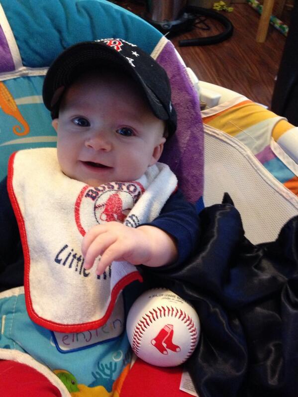 taralarsenhat's tweet photo. His first Opening Day! #RedSox #OpeningDay #redsoxbaby http://t.co/K6oB6Tef1Q