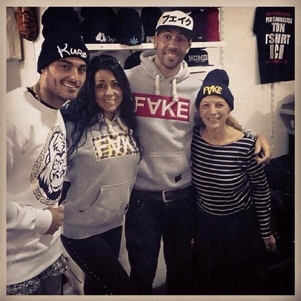 Shannakress83's tweet image. Cet aprem!!! Chez magic custom...:-) @thibaultmiami et lindoucheee