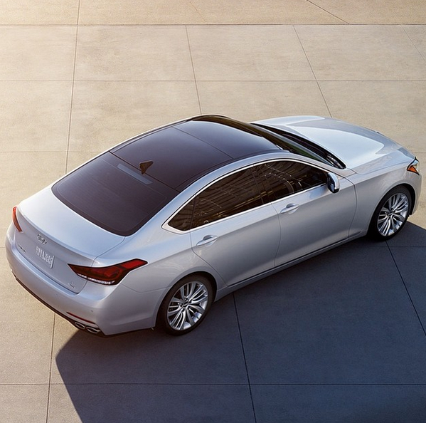 GlobalAutoMall's tweet photo. What a view. #NextGenesis #PanoramicRoof http://t.co/tJkfDV7IEl