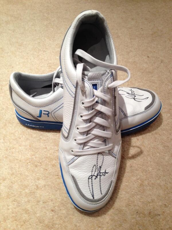JustinRose99's tweet photo. Come on guys, let's all #walkmore with @AshworthGolf @AshworthGolfEU RT in next 24hours to win these. http://t.co/z4u357fzuw
