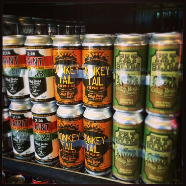 oskarblues's tweet photo. #DonkeyTail collab w/ @Hopunion & #Briess is @OBTastyWeasel along w/ #SaintOskar & #FatSlim. Git 'em while they last http://t.co/4NwnkwQzPs