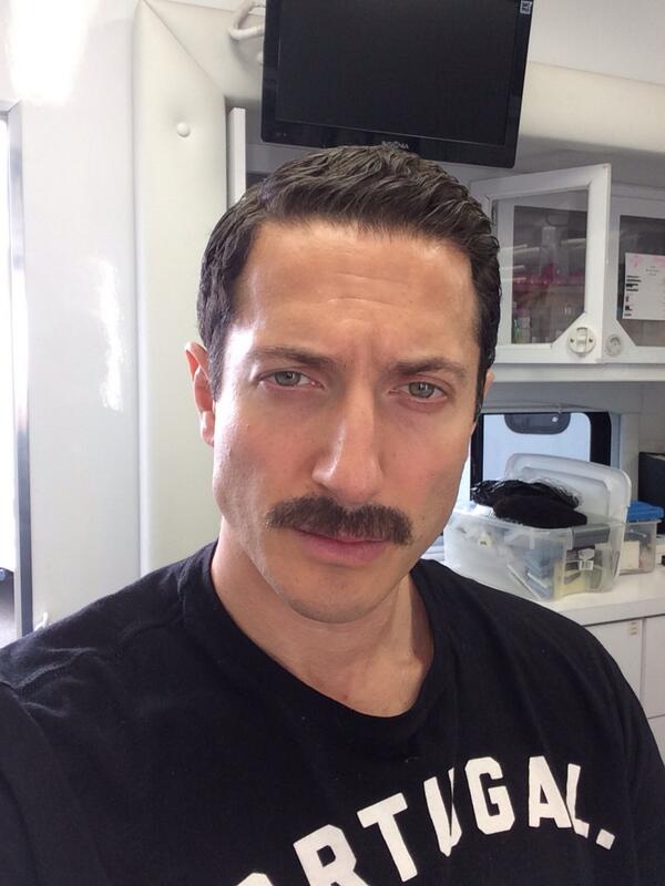 Mathieu Lamy AKA Sasha Roiz BkF7ItiCQAAaPCk