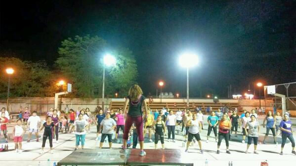zumbayami's tweet photo. No falten en San Lorenzo. Hoy a las 6pm. Clases De ZUMBA. http://t.co/aJOwBLMV7h