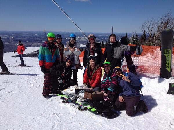 Merci @lebremnermtl pour le party d'huîtres sur la Beauvallon! #tremblant #skideprintemps