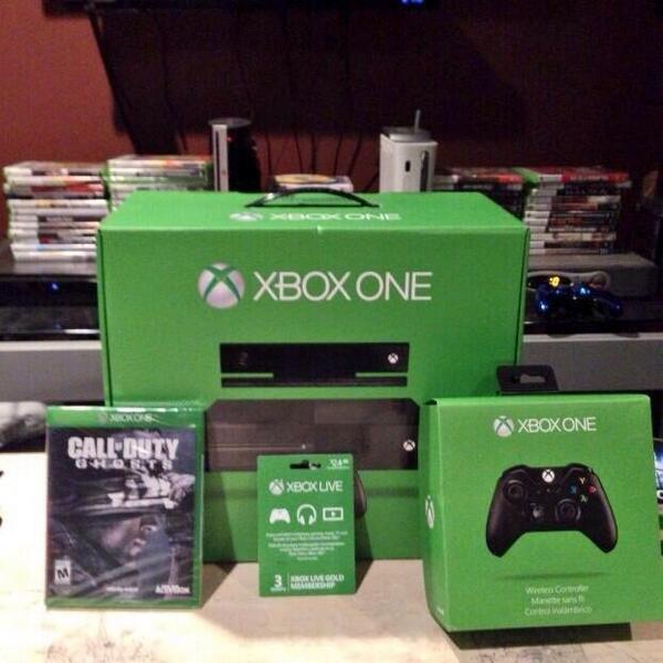 TheGiveawayGods's tweet image. XBOX 1 BUNDEL 
RT TO ENTER 
Must follow us @Stray_CRS @xCrashed &amp;amp; @akaTenzs 
WINNER WILL BE DM'D 

HAVE FUN GUYS :)