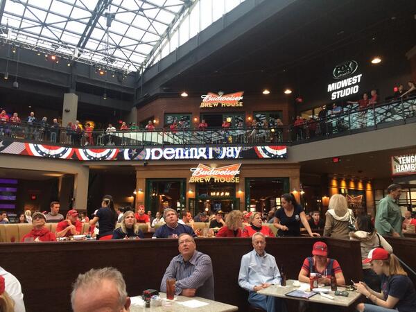 brandonwright53's tweet image. Cardinal NATION @BPVSTL #BallparkVillage #bud950