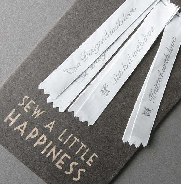 myDIYday's tweet photo. Adding even more love to your #diy creation - woven labels in the shop :: https://t.co/WDnWnJFvsP http://t.co/zK4cypUpDl