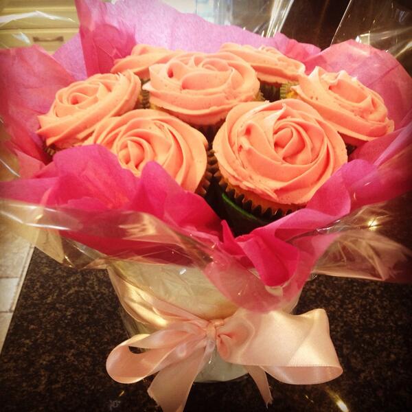 Cups 'n' Cakes tweet media