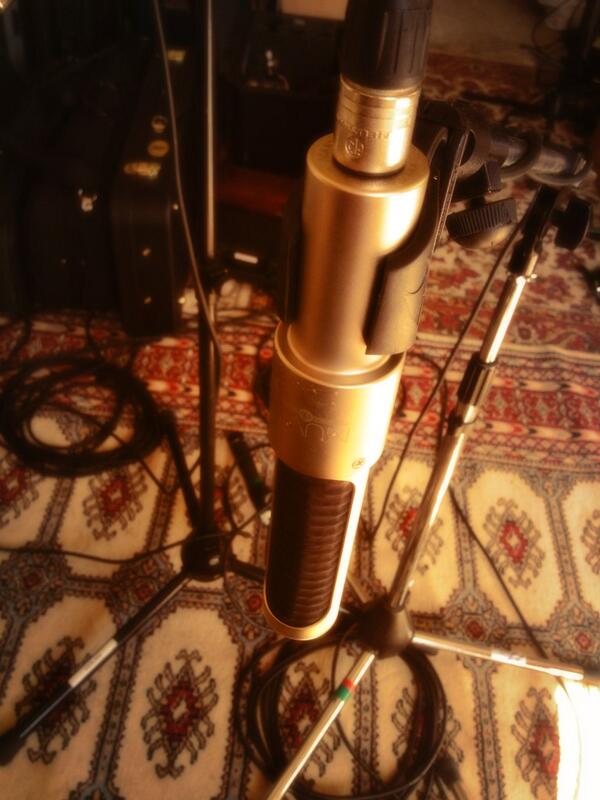 AEAmics's tweet photo. @ribbonmics “@adriandolan: New beast from @AEAmics — sounds good in guitar land! Vocal tests today... #NUVOactive http://t.co/d9oMt651p3”