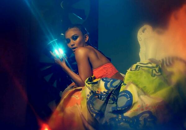 raviagustiana's tweet image. @agnezmo @AgnesMonicaEnt Coke Bottle MusicVideo's article via MTVBuzzworthy #InternationalBaby buzzworthy.mtv.com/2014/03/31/agn…