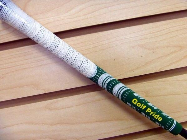 PineRidgeGolf's tweet photo. Replace those worn out grips! Limited #Masters Grips Reg: $16 Sale:$10. Buy 10 or more &amp; enter to win a doz ProV1's! http://t.co/HNDoY2H42e