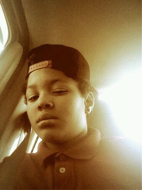 40Mekhi's tweet photo. Going to the movies wit the fam http://t.co/OrsBOP8IEO