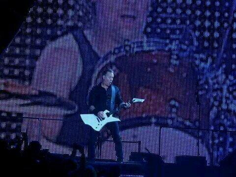 Este señor mounstruo se comio mi cerebro