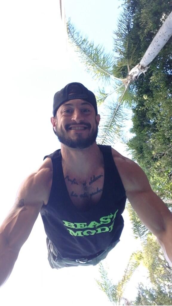 Mike Montano ( Mike_Montano88) Twitter