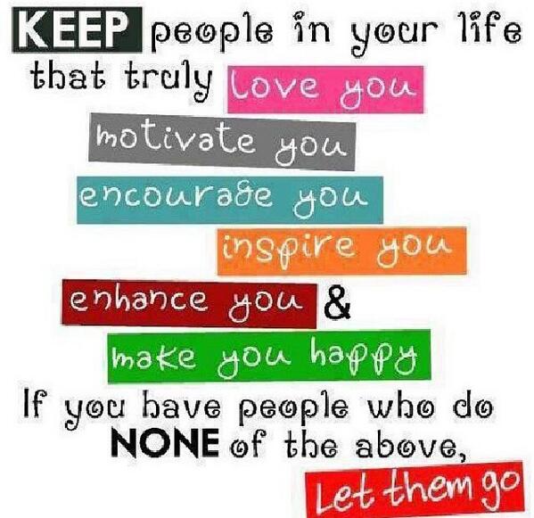ndeckerrunner's tweet photo. For some awesome people @DErunnerNIAL @iRunDisney  @shrobert79 @dustinhinton @run_heather_run @shortiek706 @kren2700 http://t.co/f5ZiR7zuTC