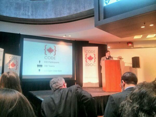 mchui's tweet image. Hosting #CODE2014 #opendata hackathon finalists w/ @TonyclementCPC @xmgstudio & @modelllindsay at @mckinsey Toronto
