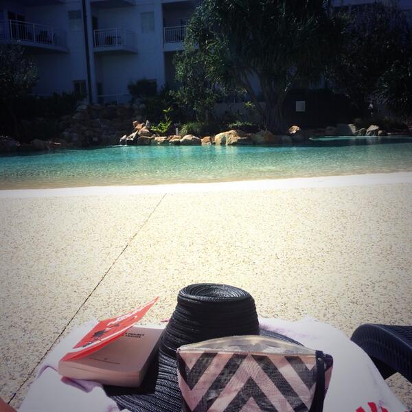 KMusster's tweet image. Not a bad Tuesday for relaxing by the pool #kingscliff