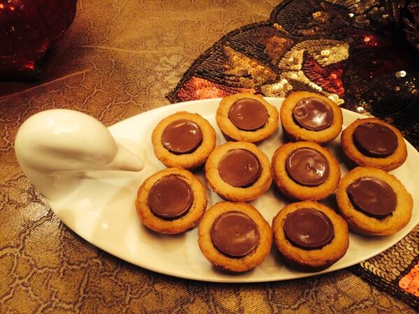 sweetestdesert's tweet photo. @JKhashoggi يمكن تدعمني استاذي لمشروعي الصغير http://t.co/gAkciSsSvy
