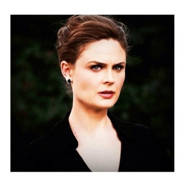 emilydeschaneldratemperancebrennan