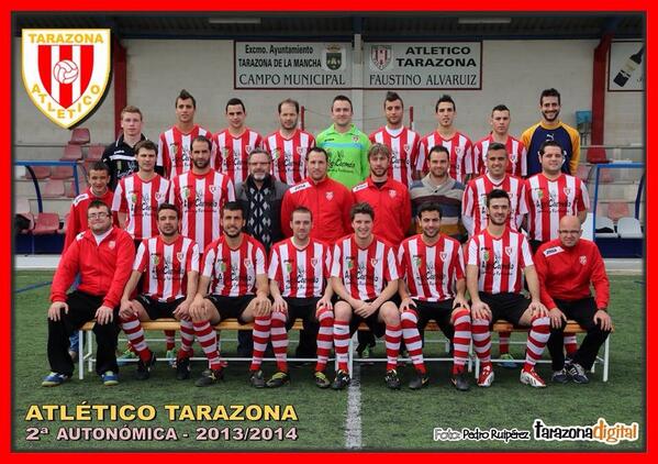 AtleticoTarazon's tweet photo. Aqui tenemos la foto oficial de la plantilla del 1º equipo del atletico tarazona 2013/2014 http://t.co/fEHoOXI1eD