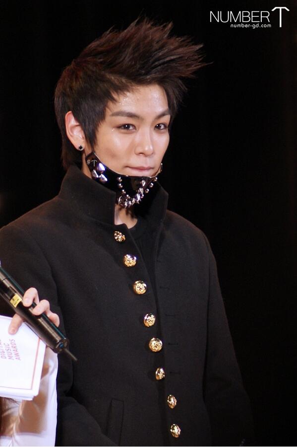 Number_GGG's tweet photo. [NumberT] #TOP #최승현 HQ photo 
http://t.co/fre1uJNwLe #AprilFoolsDay 기다리시던... #NumberT http://t.co/gGT0s7t5Tq