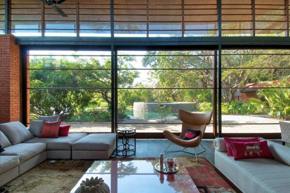 ovceartinterior's tweet image. Awesome House with Big Windows with gorgeous photograph goo.gl/zOT2AL