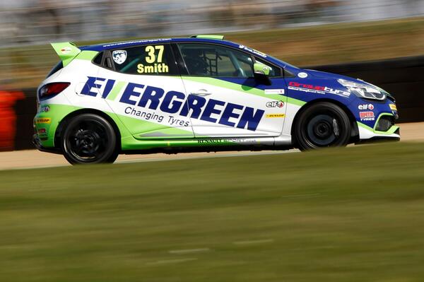 BushTyres's tweet image. A fantastic Podium for @rob_smith37 @BMTRUK @evergreen_tyres @UKClioCup #GroupTyre #Teampyro #BrandsHatch