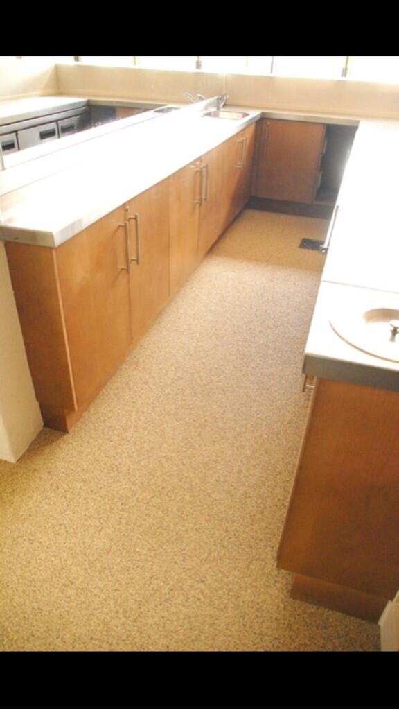 resfloor's tweet image. 