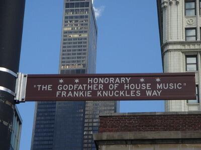 claradacosta's tweet photo. True legend RIP FRANKIE KNUCKLES a very sad day ;o( http://t.co/QRjD0BRZGh