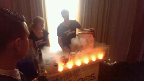 JPdeVisser's tweet photo. #Creamyghees making a show at #panpacific #networkingwa http://t.co/rxjZNV9sED