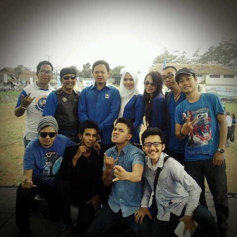 Lee_drummer (@_leesplaz) on Twitter photo 