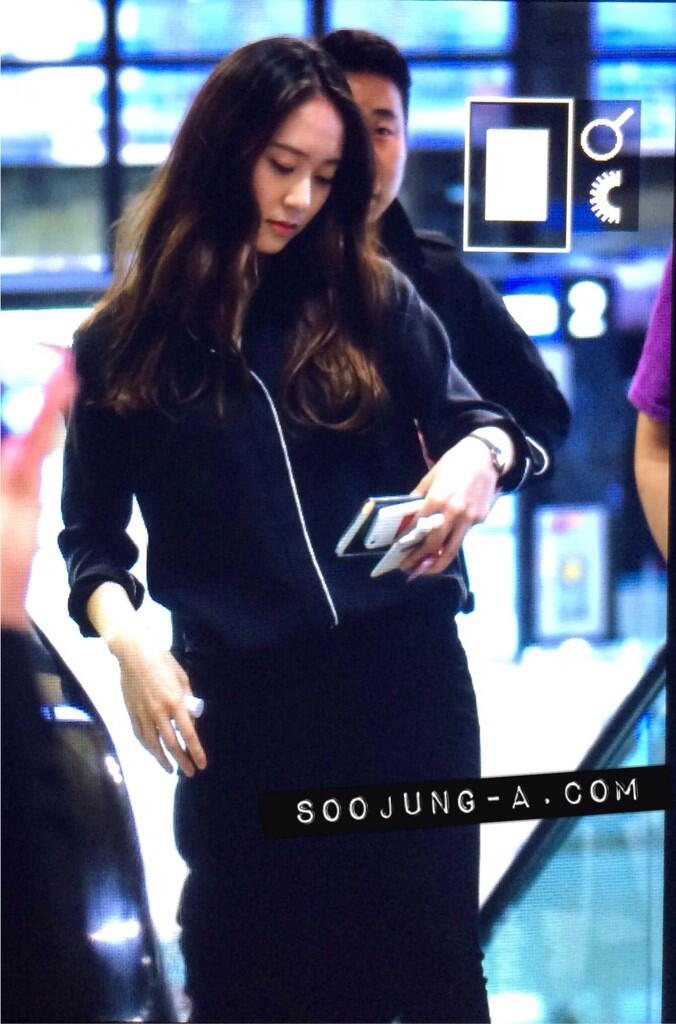 BkINkgzCEAAv9Lw.jpg:large