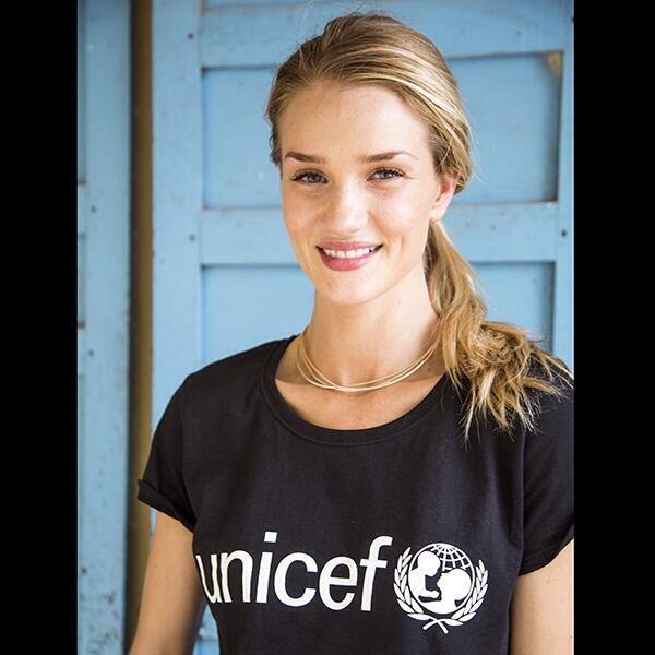 RosieHW's tweet photo. Have arrived in Cambodia for my first trip with @UNICEF_uk supporting @socceraid So excited!! ✌️#socceraid #unicef http://t.co/J66jNFbeHr