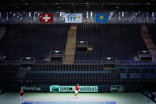 Cuartos de final, Suiza Vs Kazajstan del 4 al 6 de Abril de 2014. BkIpWIiIAAARA5R