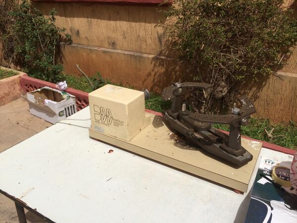 XS_XaviSegura's tweet image. “@abelrinconv: @XS_XaviSegura te la dedico. #Argelia http://t.co/mKlNiXvPT6” woooooow!! @babolat #stringmachine