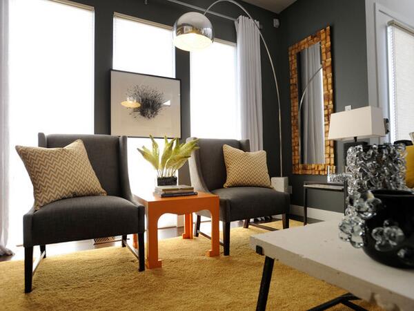 ovceartinterior's tweet image. Comfort living room furniture with modern pendant lighting goo.gl/r6Jsox