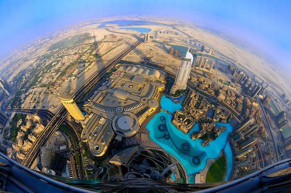 _Paisajes_'s tweet photo. Vista desde el Burj Khalifa, Dubai, Emiratos Árabes. http://t.co/ksK2Zxy6z0