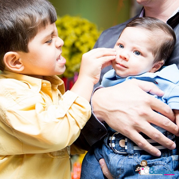 Estudio3cliques's tweet photo. Olha só que dupla mais linda: Cadu e Bê! #FotografiaInfantil http://t.co/u2yXA4GHBe