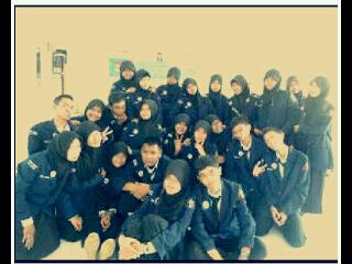 obor1112's tweet photo. Sukses untuk kalian semua, semoga kalian sukses dibidangnya masing-masing. #Happy27monthwithOBOR http://t.co/CkmVhvLKor