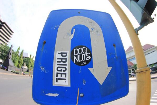 Jalan pahlawan cc: <a href="/PRIGELGALLERY/">PRIGEL</a>