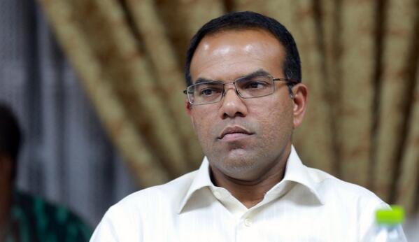 haveeru's tweet photo. bodu adhadheh BML ah dhakkan Hamza ge machchah hukumkoffi http://t.co/V94LqL1mYT http://t.co/7jG1Z1AebS