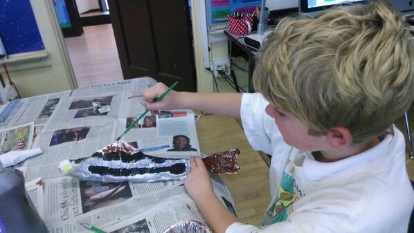 Mad4thGrade's tweet photo. Painting 3d kelp forest animals http://t.co/NsciBGdn5P