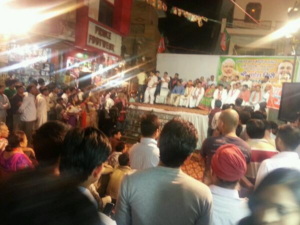 Huge crowd at Jansabha in Laxmi Nagar. Dr @Swamy39 & @MaheishGirri Ji to arrive soon. #AbKiBaarModiSarkaar 