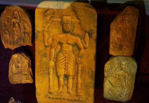 ShaileshTewarie's tweet image. 4000 years old Vishnu deity statues in #Vietnam #Hinduism http://t.co/SvgtVh9FAf” &amp;lt;======