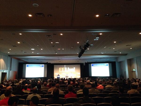 erinjlemoine's tweet image. .@embeddedbarr talks to a full keynote room on Toyota and unintended acceleration #eelive #killerapps